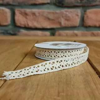 Stuha krajka krémová 1,2 cm x 4,5 m tenká K7669