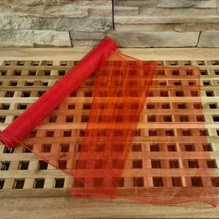 Organza červená K1575