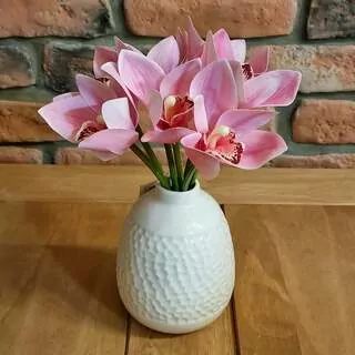 Cymbidium umělé 7 ks K9308