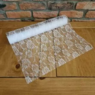 Běhoun krajka bílá 48 cm x 4,5 m K2349