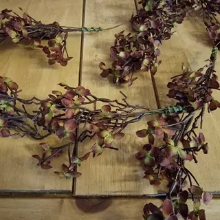 Girlanda květy umělá 150cm zelená K6828