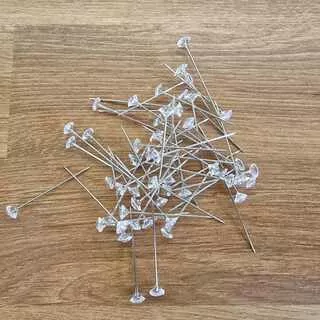Špendlíky diamanty 50 ks K5736