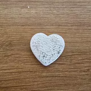 Srdíčko lepítko sádra 2,5 cm K5434