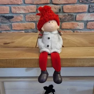Dívka s čepicí K5704
