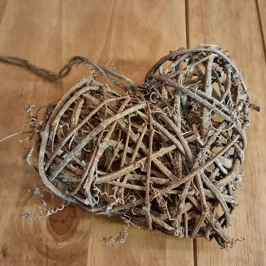 Srdce proutí menší 19,5 cm K9824