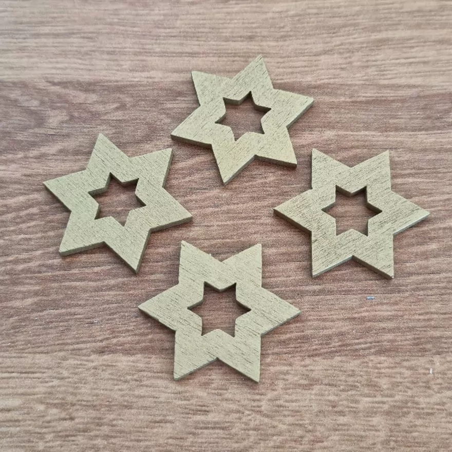 Hvězdy přízdoby dřevo 4 ks mix K3284