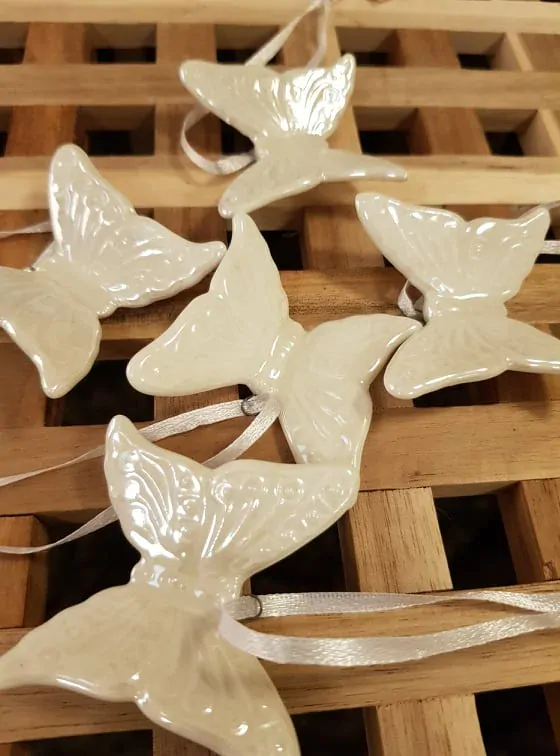 Motýl porcelán závěs  K2899