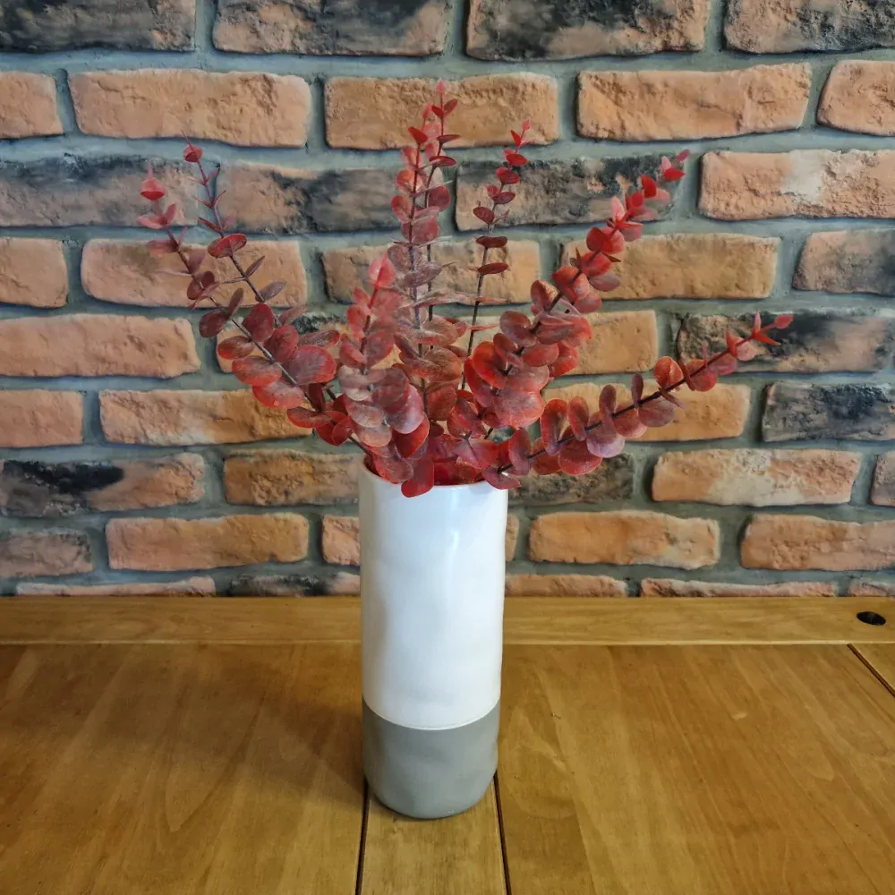 Eucalyptus umělý 40cm červená K5709