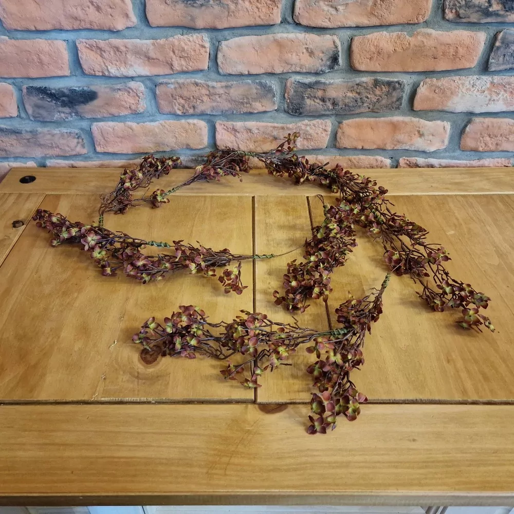 Girlanda květy umělá 150cm zelená K6828