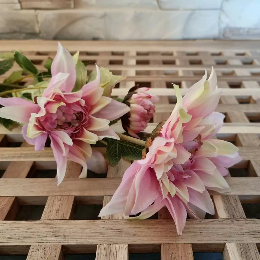 Jiřina umělá 3 květy 65 cm mix K8686