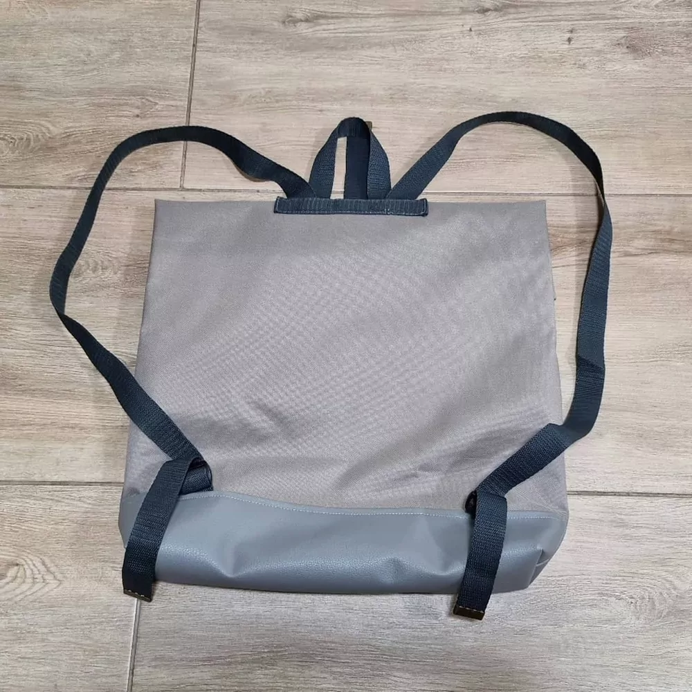 Batoh HAND MADE šedý K8550