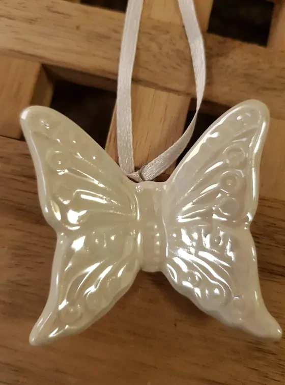Motýl porcelán závěs  K2899